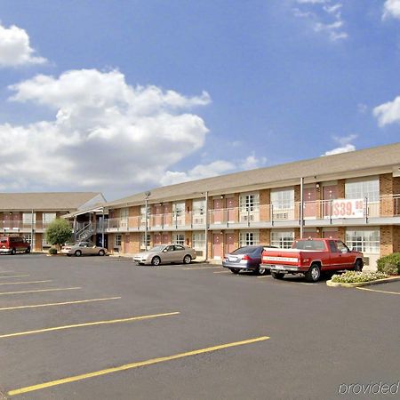 Americas Best Value Inn Jonesboro Exterior photo